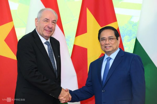 Việt Nam & Hungary: Thúc đẩy hợp tác AI và chuyển đổi số