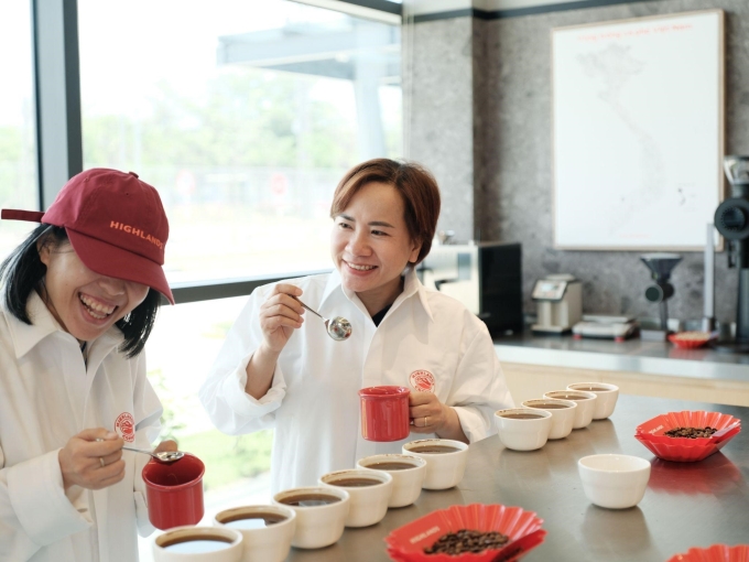 Doanh nghiệp chú trọng các hoạt động phát triển nhân sự. Ảnh: Highlands Coffee