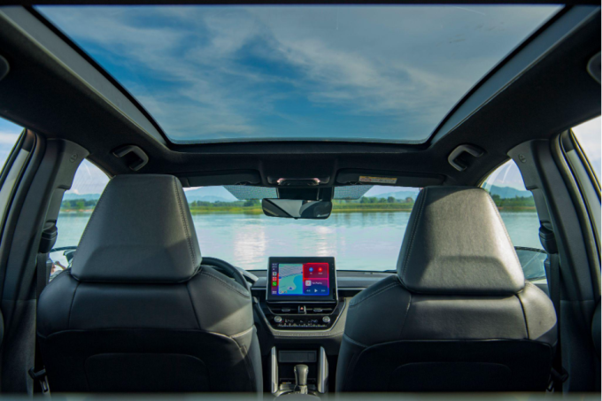 Không gian nội thất Corolla Cross hybrid. Ảnh: TMV