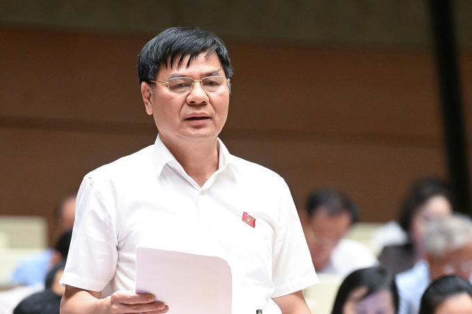 Đại biểu Lê Tất Hiếu (Viện trưởng VKSND tỉnh Vĩnh Phúc). Ảnh: Cổng TTĐT Quốc hội