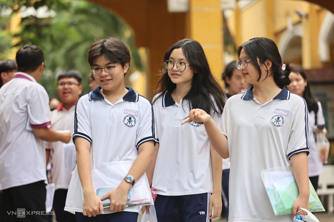 Thí sinh thi tốt nghiệp tại trường THPT Trưng Vương, quận 1, TP HCM tháng 6/2024. Ảnh: Quỳnh Trần