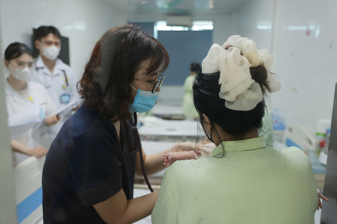 Một số trẻ mắc bệnh truyền nhiễm điều trị tại Bệnh viện Thanh Nhàn (Hà Nội). Ảnh: Bệnh viện cung cấp