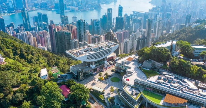 Toàn cảnh Hong Kong nhìn từ đỉnh núi Thái Bình. Ảnh: HKTB