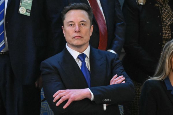 Elon Musk: AI sẽ thay thế công cụ tìm kiếm với AI