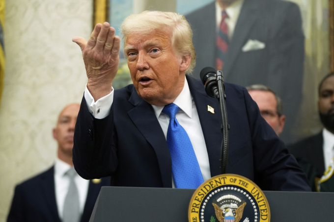 Tổng thống Mỹ Donald Trump tại Phòng Bầu dục, Nhà Trắng, hôm 19/5. Ảnh: AP