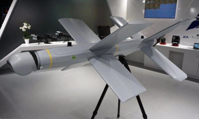 Nguyên mẫu UAV Lancet được Zala Aero ra mắt năm 2019. Ảnh. Vitaly Kuzmin