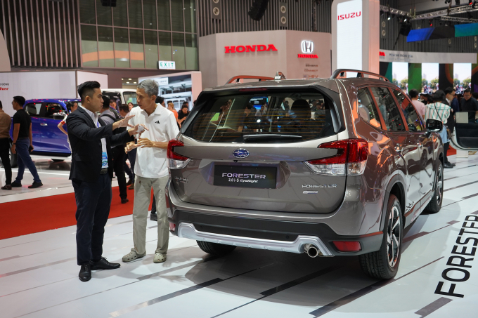 Mẫu Forester trưng bày tại triển lãm VMS ở TP HCM, tháng 10/2024. Ảnh: Phạm Trung