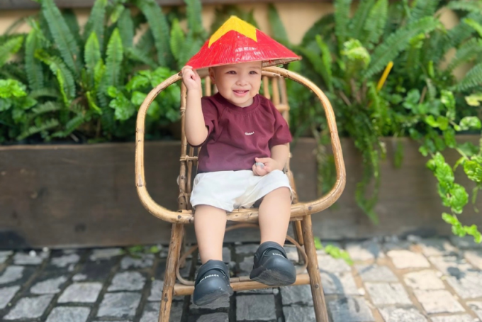 Bé Minh Khang, gần 2 tuổi, con trai của vợ chồng chị Hoài. Ảnh: Nhân vật cung cấp