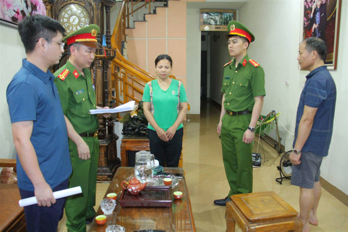 Trần Thị Toan bị khởi tố, cấm đi khỏi nơi cư trú. Ảnh: Công an Lào Cai