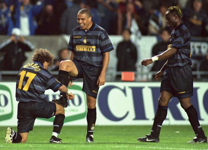 Ronaldo Nazario: Sức mạnh của Inter đến từ những đôi mắt đầy giận dữ - 2