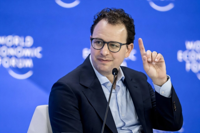 CEO Anthropic, Dario Amodei, gọi Claude 4 là mô hình AI tạo sinh mạnh nhất của công ty đến nay. Ảnh: TechXplore