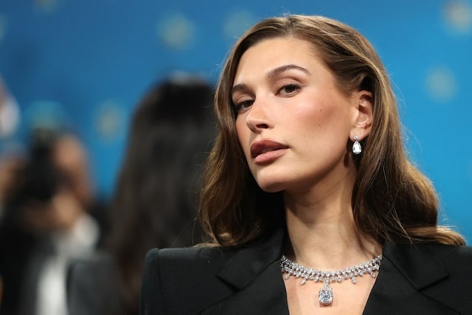 Hailey Bieber tại Met Gala đầu tháng 5. Ảnh: Reuters