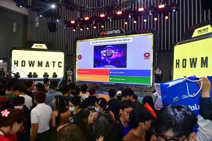 Cộng đồng tham gia hoạt động minigame tại gian hàng VNGGames. Ảnh: Thanh Tùng