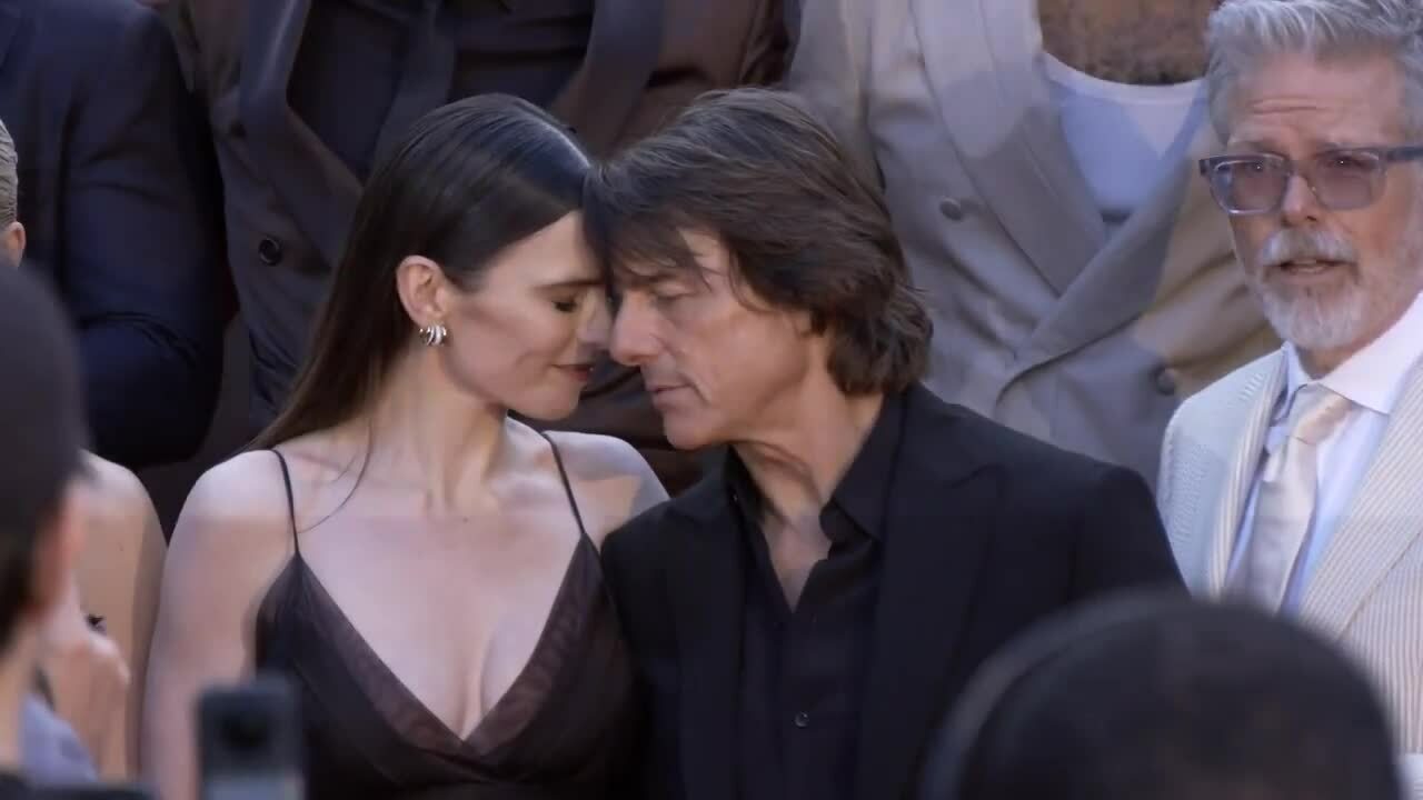 Hayley Atwell và Tom Cruise tại buổi công chiếu