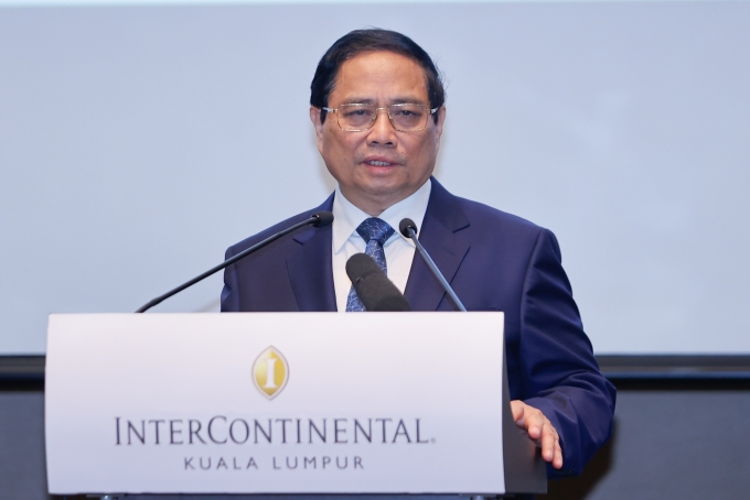 Thủ tướng Phạm Minh Chính phát biểu tại cuộc gặp doanh nghiệp Malaysia, ngày 25/5. Ảnh: VGP