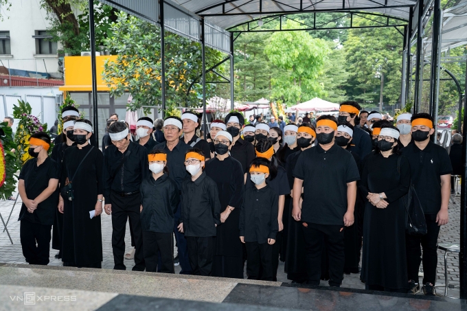 Gia quyến nghệ sĩ Mai Châu.