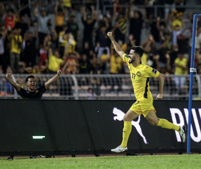 Paulo Josue mừng bàn gỡ 1-1 cho Malaysia trước Cape Verde. Ảnh: MalaysiaNT