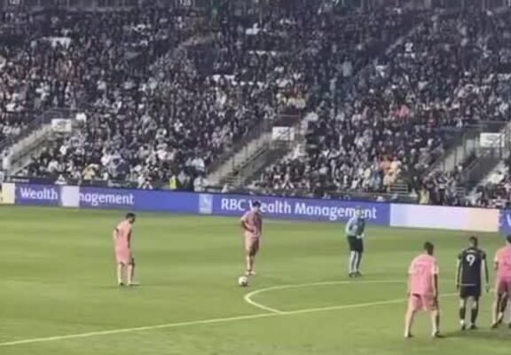 Messi tỏa sáng: Sút phạt đỉnh cao cho Inter Miami