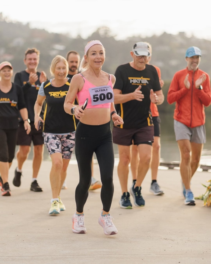 Shannon-Leigh Litt trong cữ chạy ultra marathon ngày thứ 500 liên tiếp tại Whangarei, New Zealand ngày 15/5/2025. Ảnh: Instagram / Shannon-Leigh Litt