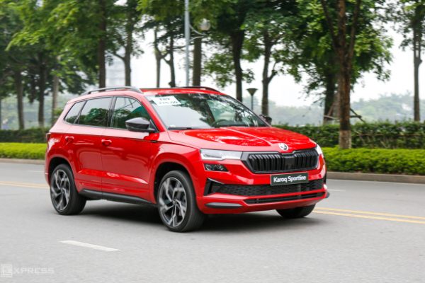 Skoda Karoq 2025: Giá từ 1.009 Tỷ Đồng – Đánh Giá Chi Tiết