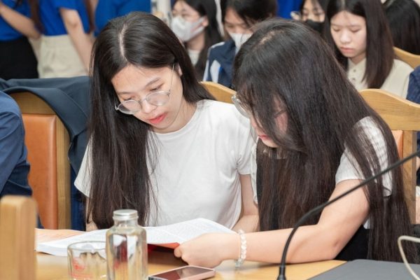 ĐH Luật Hà Nội: Bỏ tổ hợp, tăng học phí – Thông tin mới nhất