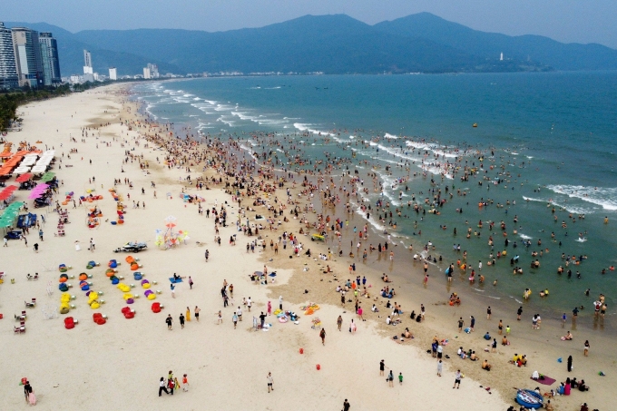 Bãi biển ở Đà Nẵng. Ảnh: Nguyễn Đông