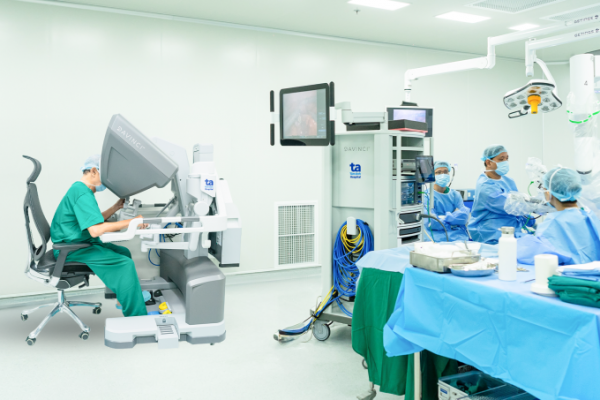 Hẹp niệu quản: Nguyên nhân và điều trị thận ứ nước