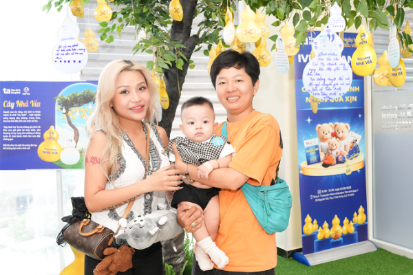 Đồng tính nữ có con: Hành trình nhờ tinh trùng hiến tặng