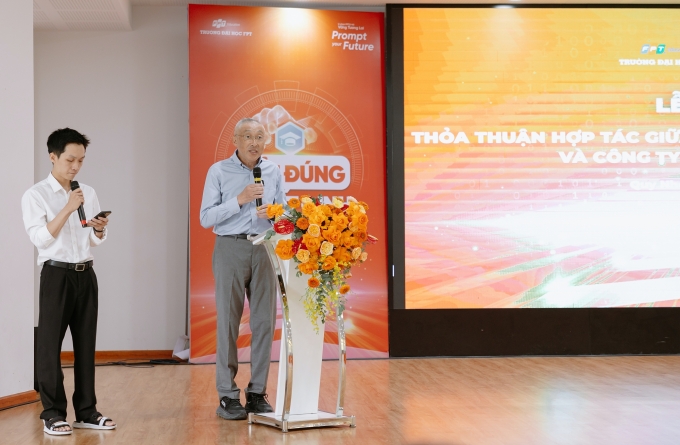Ông Hidetoshi Suzuki - Tổng giám đốc Idemitsu Việt Nam phát biểu tại lễ ký kết. Ảnh: FPTU