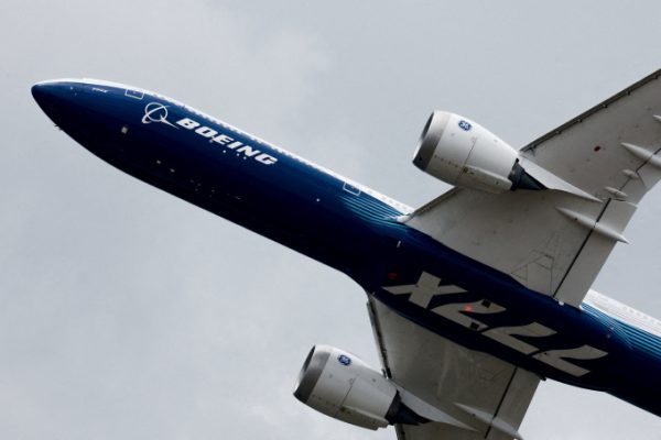 Boeing: Hơn 300 đơn hàng mới trong tháng 5