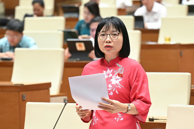 Đại biểu Nguyễn Thị Việt Nga (Phó đoàn Hải Dương). Ảnh: Cổng TTĐT Quốc hội