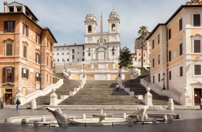 Bậc thang Tây Ban Nha ở Rome. Ảnh: NYT
