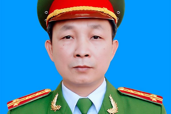 Cựu trưởng công an huyện nhận hối lộ ‘giúp’ cát tặc
