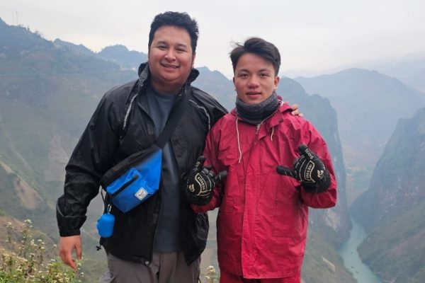 Hà Giang: Chuyến đi khiến du khách nước ngoài xúc động