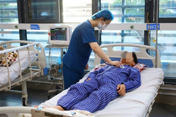 Ngộ độc nấm cả nhà: Cảnh báo nguy hiểm!