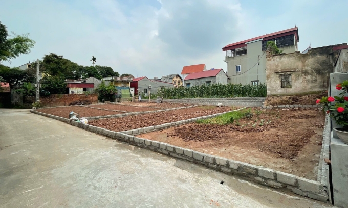 Một khu đất phân lô nằm trong ngõ tại Ân Thi, Hưng Yên. Ảnh: NVCC