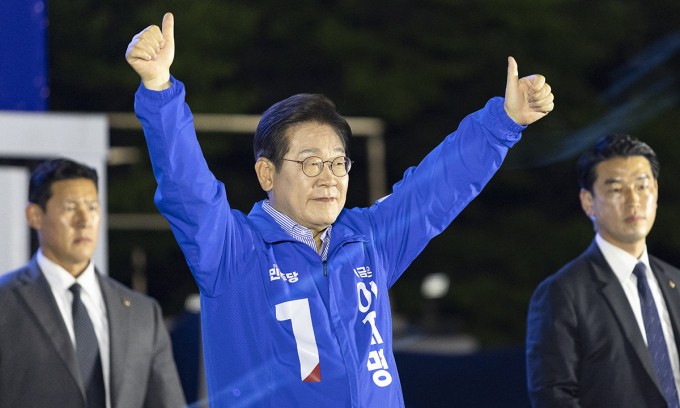 Ông Lee Jae-myung tại buổi vận động tranh cử ở Seoul, Hàn Quốc ngày 2/6. Ảnh: AFP