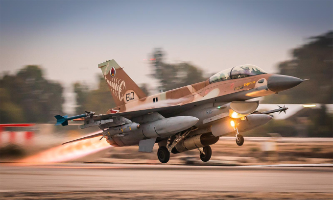 Tiêm kích F-16 Israel cất cánh trong diễn tập tháng 10/2020. Ảnh: IDF