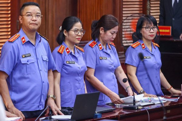 Cựu giám đốc lý lịch tư pháp đối mặt 19 năm tù: Tin tức pháp luật