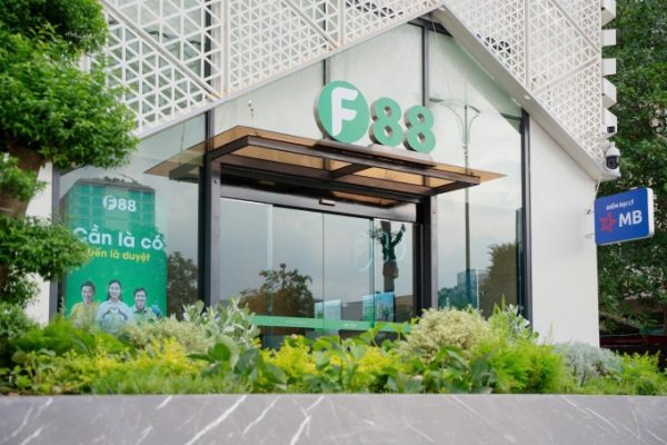 F88 khai trương cửa hàng tài chính số 888: Dịch vụ tiện lợi