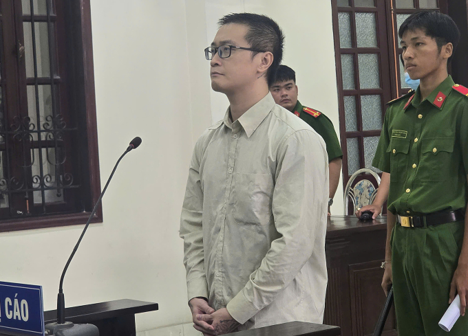 Bị cáo Trần Minh Hoàng tại tòa sáng nay. Ảnh: Bình Nguyên