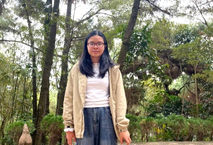 Nguyễn Minh Thư, học sinh THCS Phạm Văn Chiêu, đồng thủ khoa tuyển sinh lớp 10 TP HCM với 28,75 điểm. Ảnh: Nhân vật cung cấp