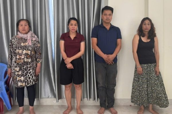 Đà Nẵng: Bắt băng nhóm móc túi điện thoại tại lễ hội pháo hoa