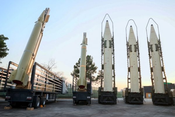 Iran phô diễn năng lực tên lửa trong chiến dịch đáp trả