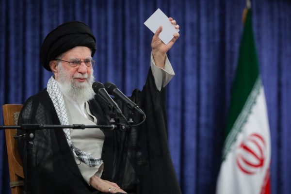 Iran cảnh báo ‘trừng phạt mạnh tay’ Israel: Phản ứng leo thang?