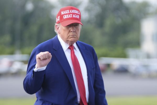 Ông Trump Vẫn Ưu Tiên Giải Pháp Ngoại Giao Với Iran