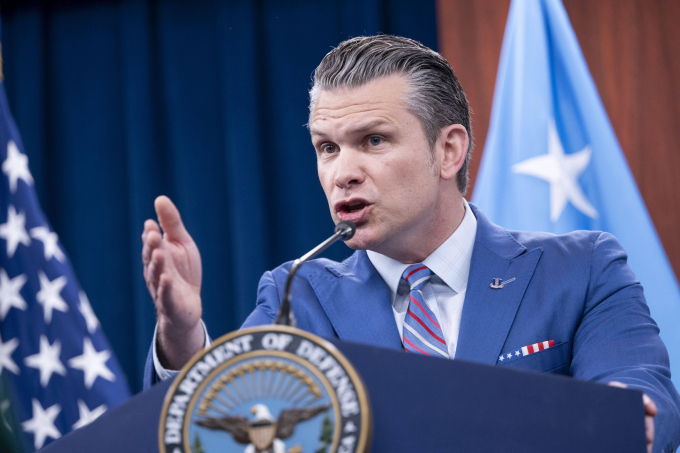 Bộ trưởng Quốc phòng Mỹ Pete Hegseth trong cuộc họp báo ngày 26/6. Ảnh: AP