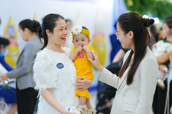 Hơn 100 em bé IVF hội ngộ: Thành công của hỗ trợ sinh sản