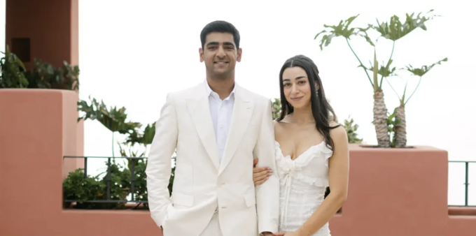 Chú rể Varun Navani và cô dâu Amanda Soll. Ảnh: The Knot