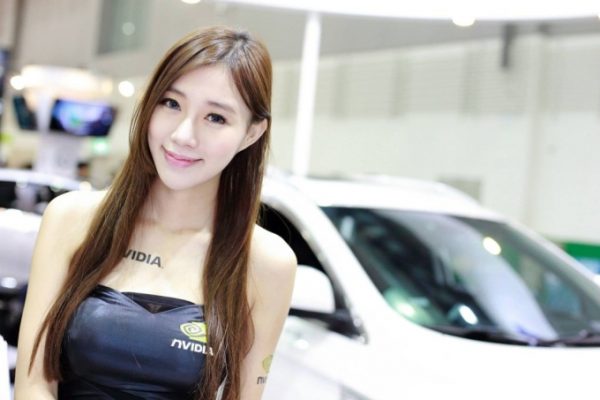 Tiêm ‘sữa’ trị mất ngủ: Nữ người mẫu tử vong – Tin tức sốc